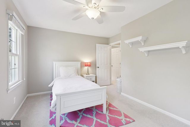 10305 MOUNTINGTON CT, Vienna, VA 22182