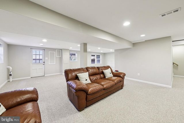 10305 MOUNTINGTON CT, Vienna, VA 22182
