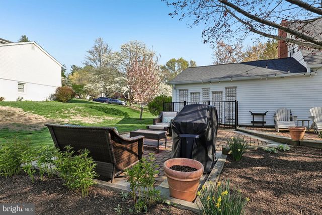 10305 MOUNTINGTON CT, Vienna, VA 22182