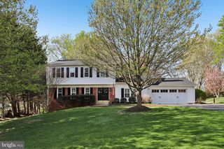 10305 MOUNTINGTON CT, Vienna, VA 22182