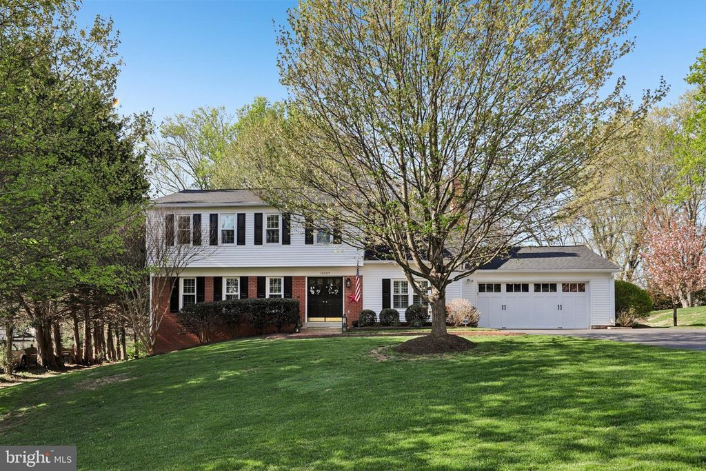 10305 MOUNTINGTON CT, Vienna, VA 22182