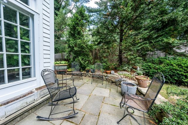 156 East Bay Road, Barnstable, MA 02655
