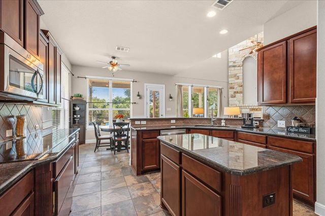 1436 Flint Rock LOOP, Driftwood, TX 78619