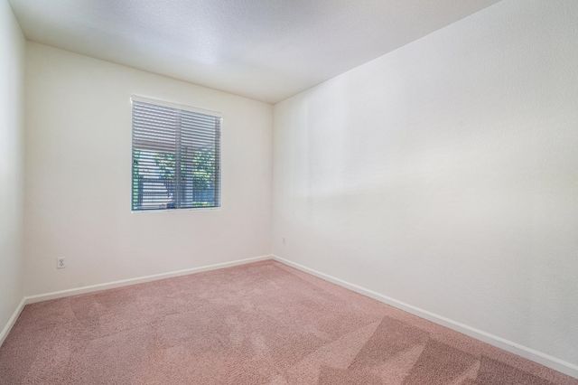 10538 Arianne Dr, Stockton, CA 95209