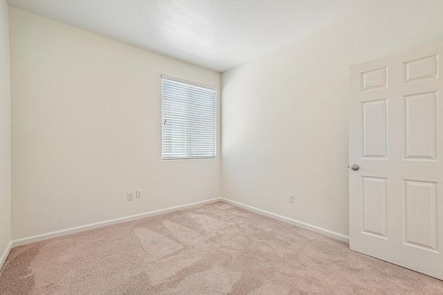 10538 Arianne Dr, Stockton, CA 95209