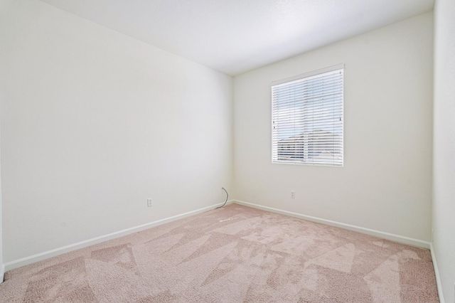 10538 Arianne Dr, Stockton, CA 95209