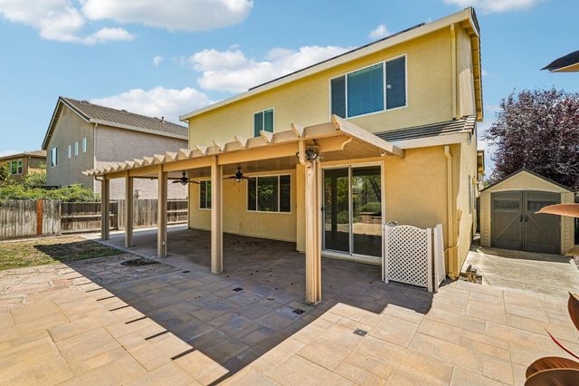 10538 Arianne Dr, Stockton, CA 95209