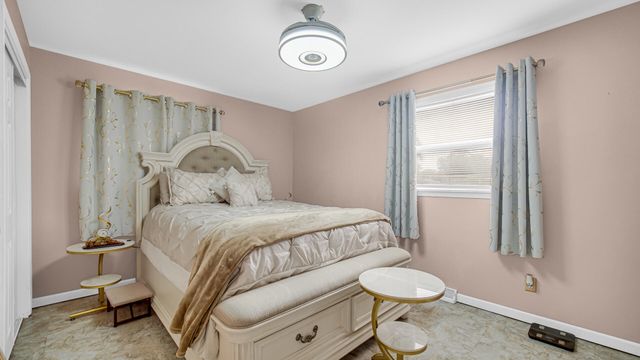 2546 Willowdale Road, Portage, IN 46368