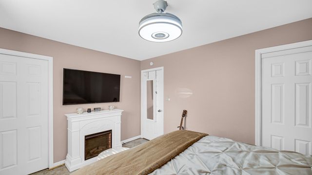 2546 Willowdale Road, Portage, IN 46368
