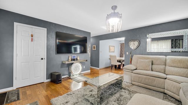 2546 Willowdale Road, Portage, IN 46368