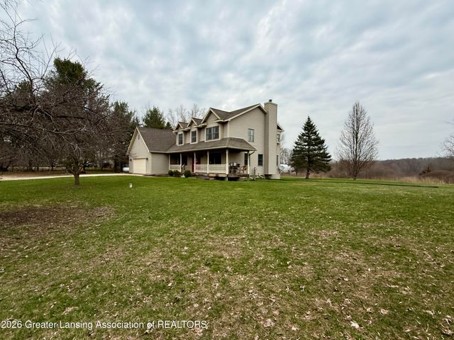 4416 N Smith Road, Dimondale, MI 48821