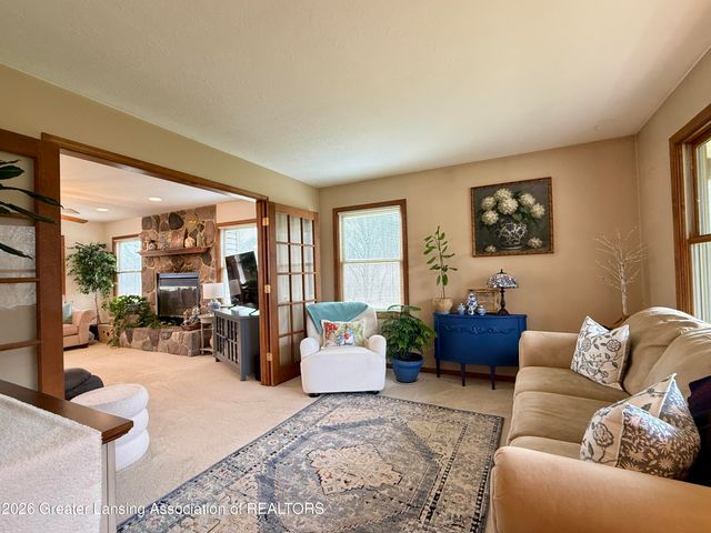 4416 N Smith Road, Dimondale, MI 48821