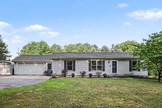 6525 McCords Avenue SE, Alto, MI 49302