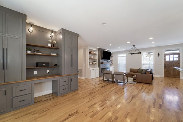 1362 Cliff Amos Rd, Spring Hill, TN 37174