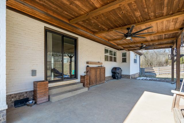 1362 Cliff Amos Rd, Spring Hill, TN 37174