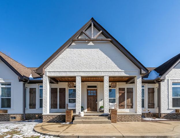 1362 Cliff Amos Rd, Spring Hill, TN 37174