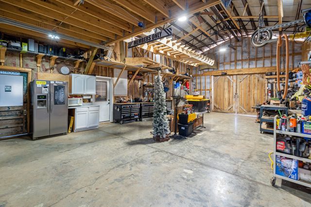 1362 Cliff Amos Rd, Spring Hill, TN 37174