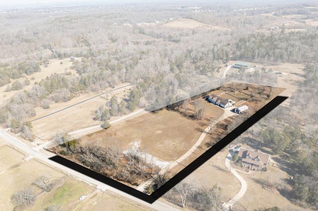 1362 Cliff Amos Rd, Spring Hill, TN 37174