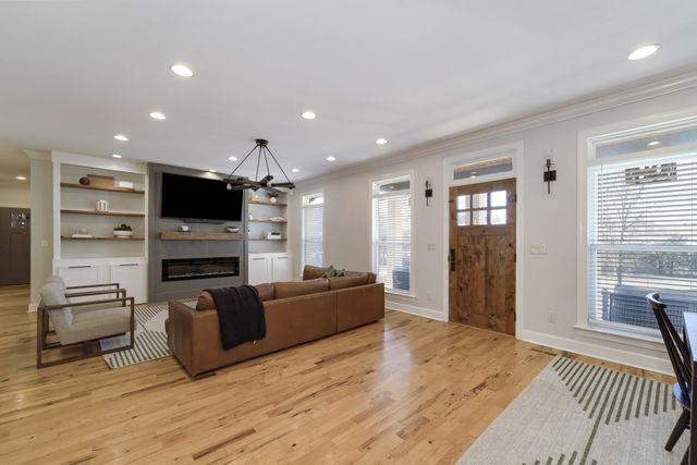 1362 Cliff Amos Rd, Spring Hill, TN 37174