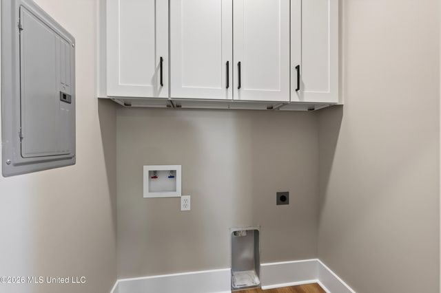 10113 Bald Eagle Drive, Biloxi, MS 39532