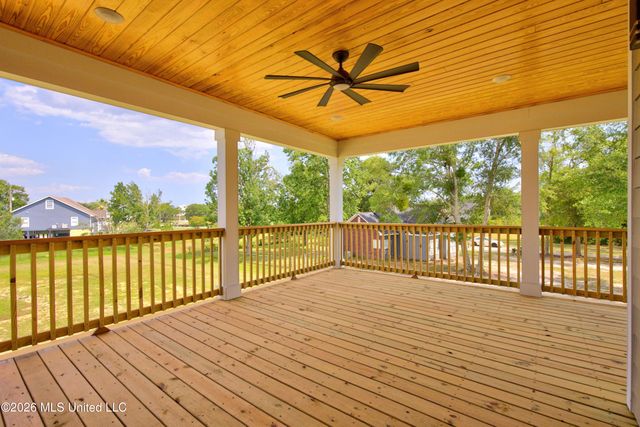 10113 Bald Eagle Drive, Biloxi, MS 39532