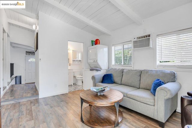 18189 5th Ave, Jamestown, CA 95327