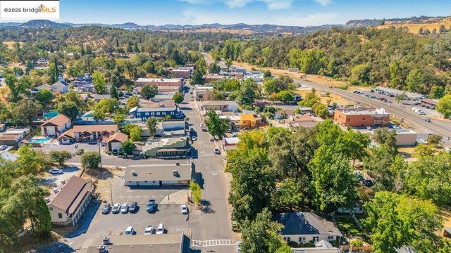 18189 5th Ave, Jamestown, CA 95327