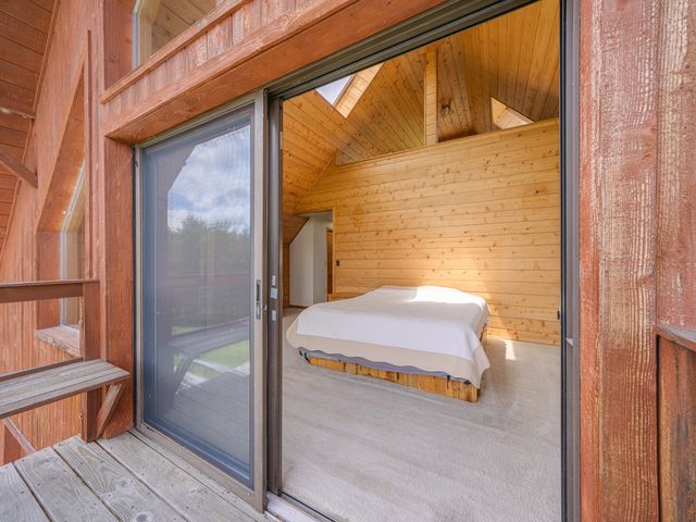 62 Mountain Meadows Way Road, Long Lake, NY 12847