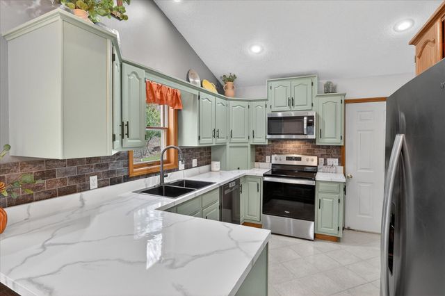 3652 Sawyer Road, Sawyer, MI 49125