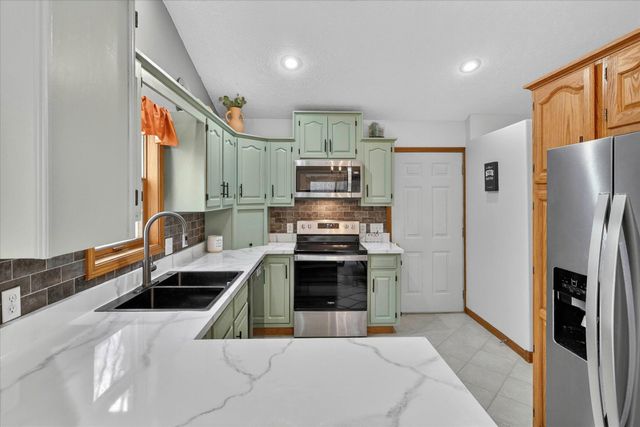 3652 Sawyer Road, Sawyer, MI 49125