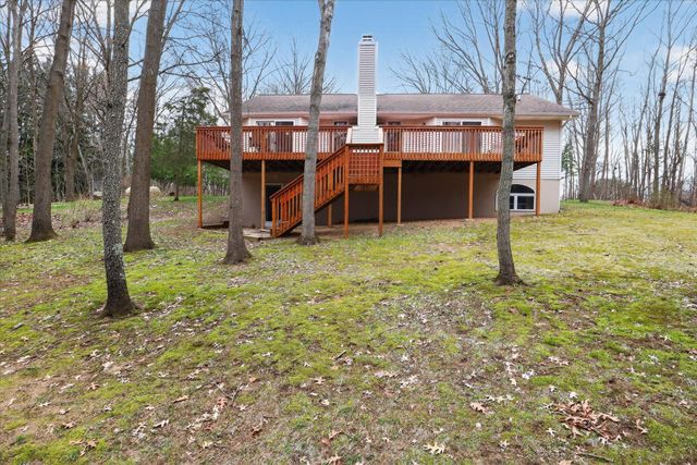 3652 Sawyer Road, Sawyer, MI 49125