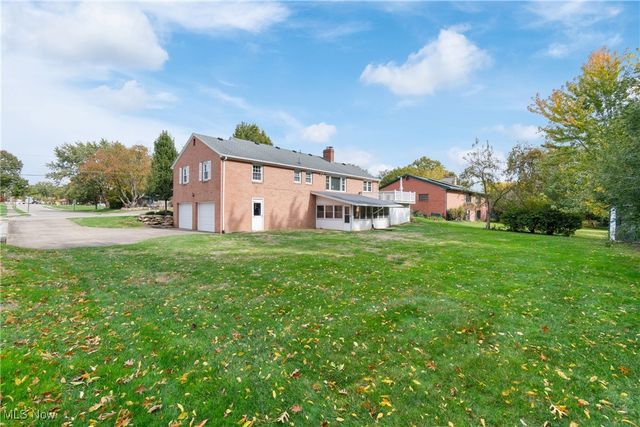 634 Edgewood Street SE, North Canton, OH 44720