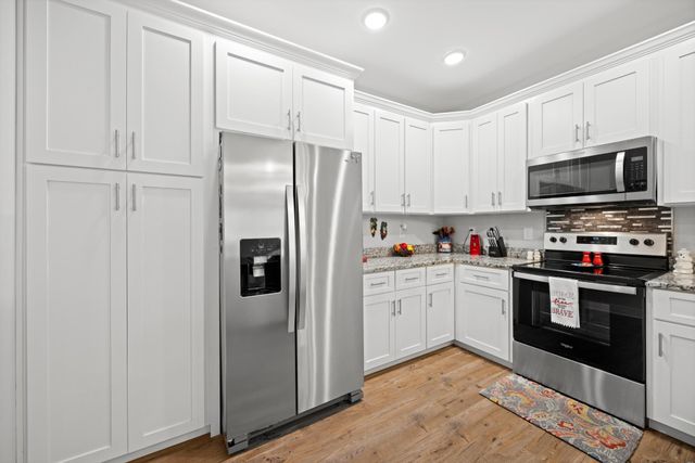 24 Maddox Lane, Chatsworth, GA 30705