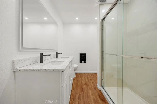 15500 Tustin Village 25, Tustin, CA 92780