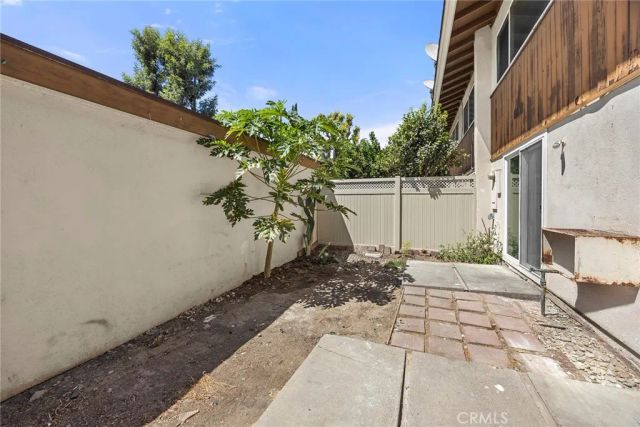 15500 Tustin Village 25, Tustin, CA 92780