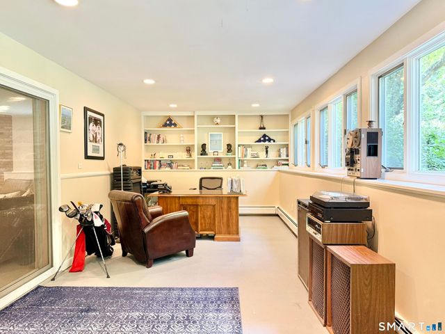 3 Susan Court, Norwalk, CT 06851