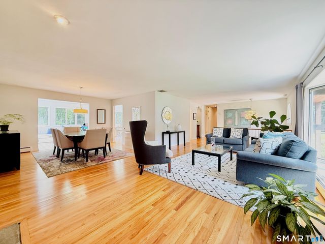 3 Susan Court, Norwalk, CT 06851