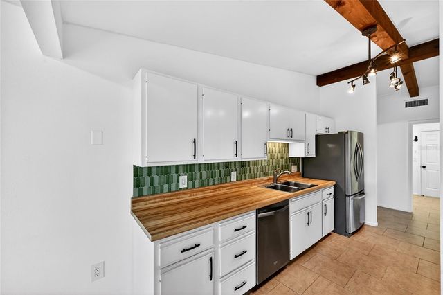 5424 AMERICA DRIVE, Sarasota, FL 34231