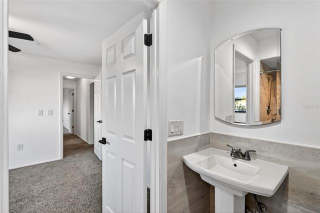 5424 AMERICA DRIVE, Sarasota, FL 34231