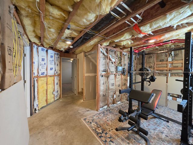 8769 S BROWN PARK DR, West Jordan, UT 84081