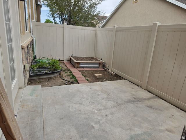 8769 S BROWN PARK DR, West Jordan, UT 84081