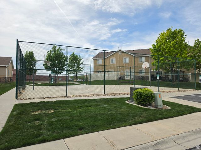 8769 S BROWN PARK DR, West Jordan, UT 84081