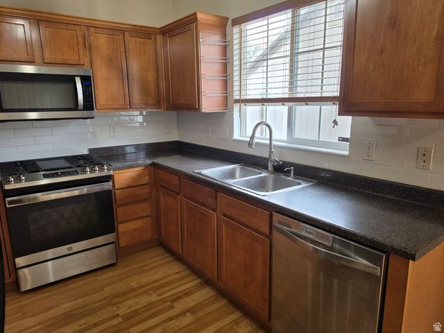 8769 S BROWN PARK DR, West Jordan, UT 84081