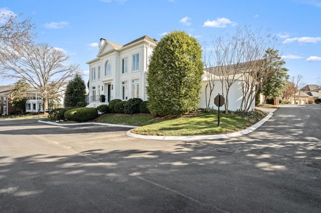 135 Abbottsford, Nashville, TN 37215