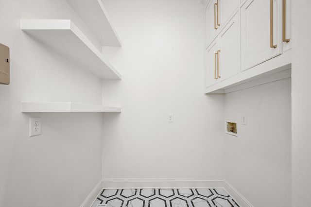 135 Abbottsford, Nashville, TN 37215