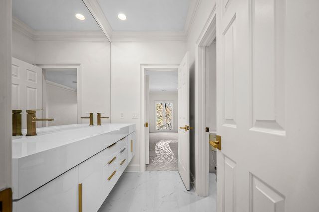 135 Abbottsford, Nashville, TN 37215