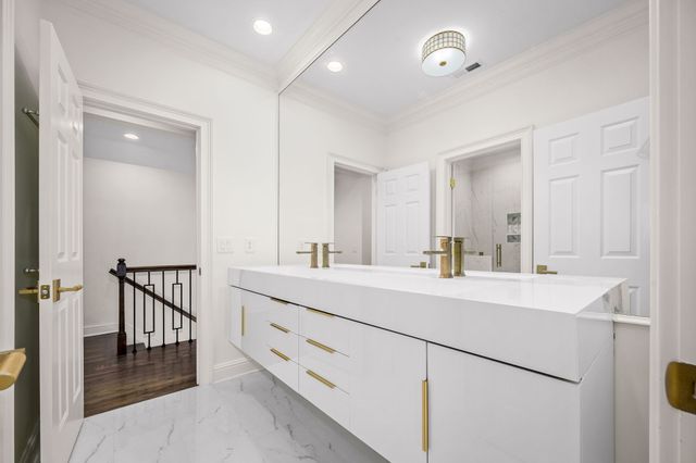 135 Abbottsford, Nashville, TN 37215