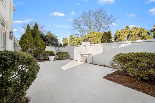 135 Abbottsford, Nashville, TN 37215