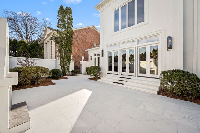 135 Abbottsford, Nashville, TN 37215