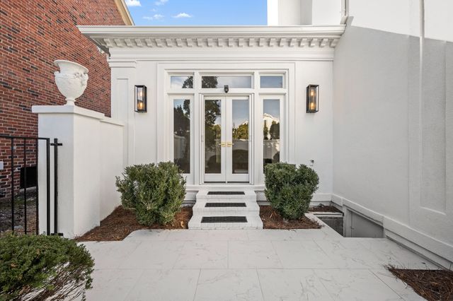 135 Abbottsford, Nashville, TN 37215